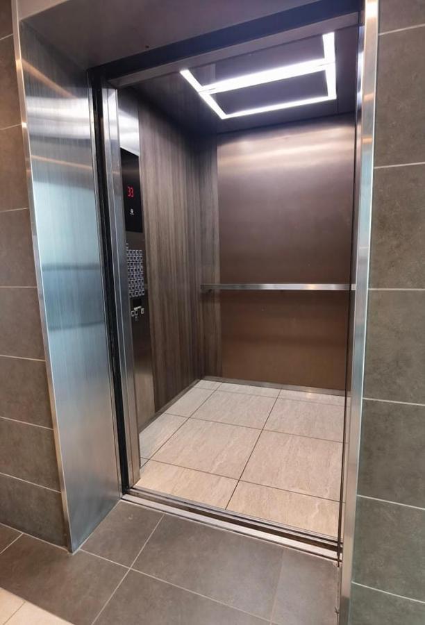 C1113 Almas Suites Galaxy Space Netflix By Stay ヌサジャヤ エクステリア 写真